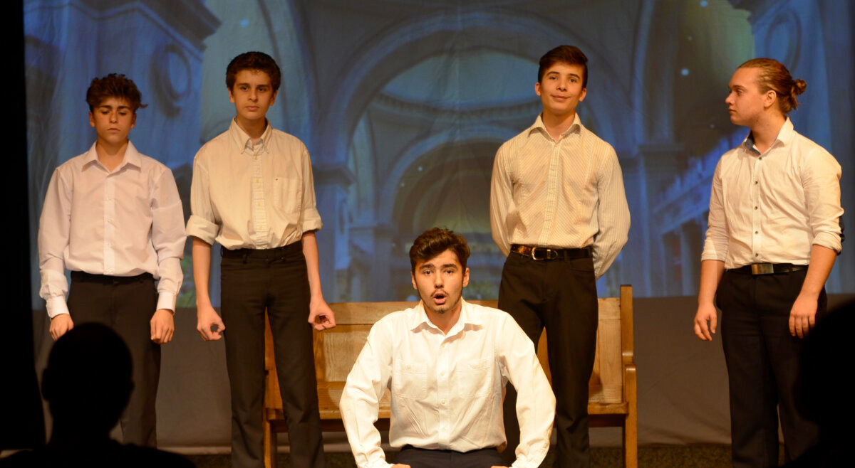 Secondaire - Arts - Theatre [04]